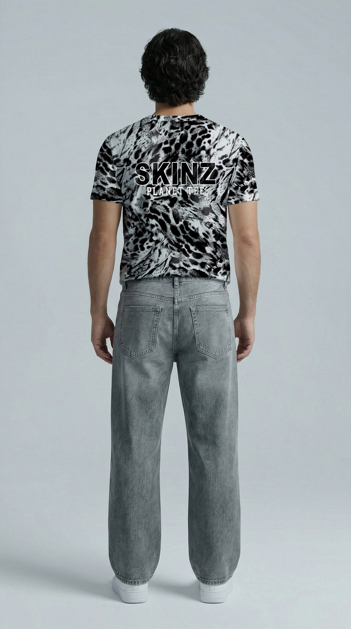 Mono Clouded leopard Men's Tee